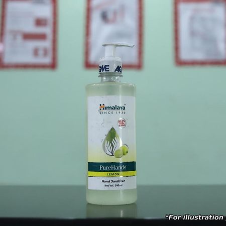 Vaccinated Staff - Oyo 5515 Hotel Blue Palace Gwalior Exterior foto