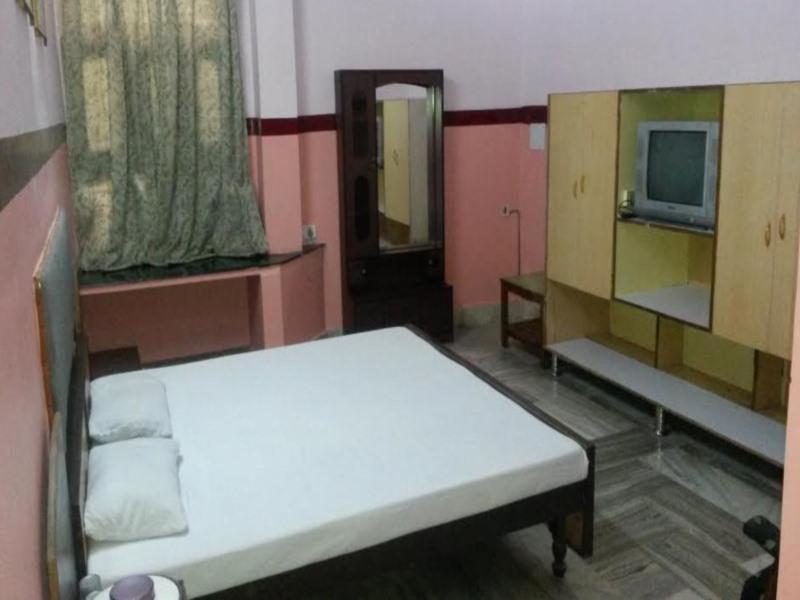 Vaccinated Staff - Oyo 5515 Hotel Blue Palace Gwalior Exterior foto