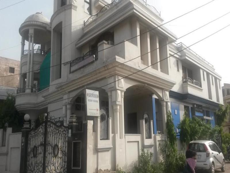 Vaccinated Staff - Oyo 5515 Hotel Blue Palace Gwalior Exterior foto
