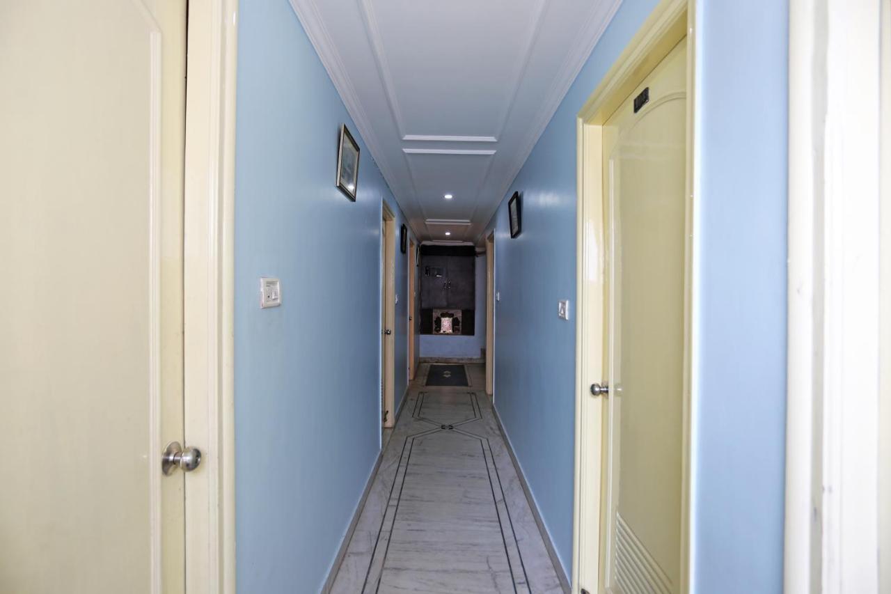 Vaccinated Staff - Oyo 5515 Hotel Blue Palace Gwalior Exterior foto