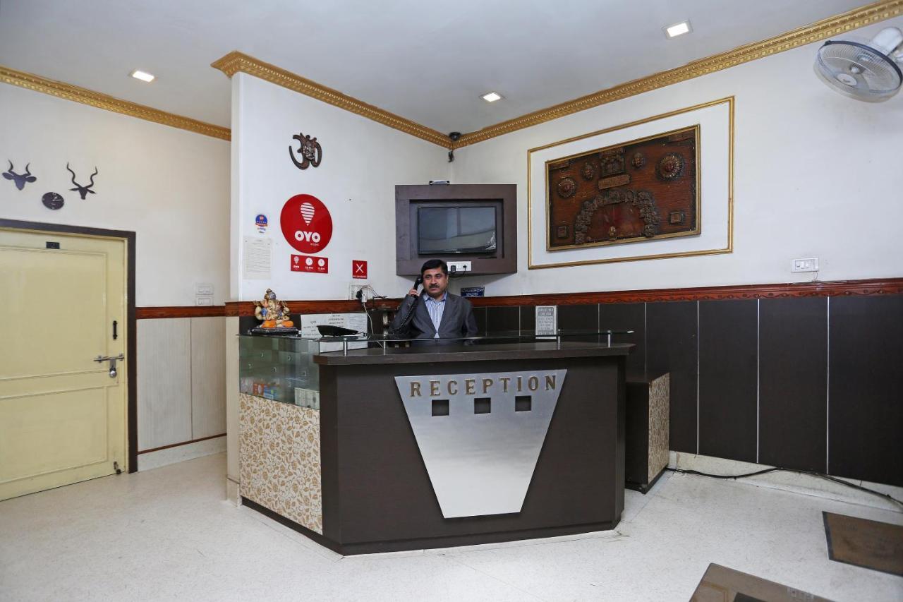 Vaccinated Staff - Oyo 5515 Hotel Blue Palace Gwalior Exterior foto